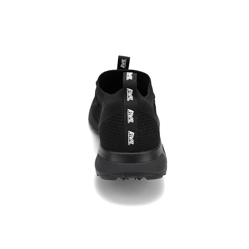 Heel view of RIVAL Men's Drive in Black.