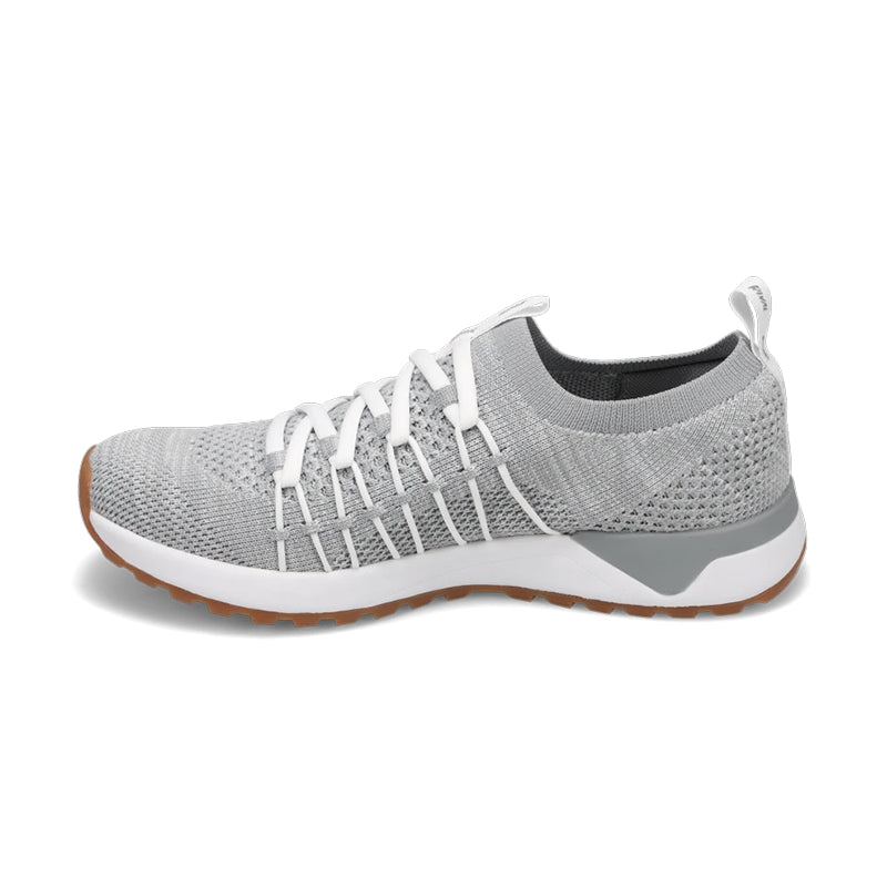 RIVAL Women's Drive Remix - Cloud/White/Gum