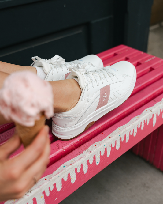 WOMEN'S SHOES